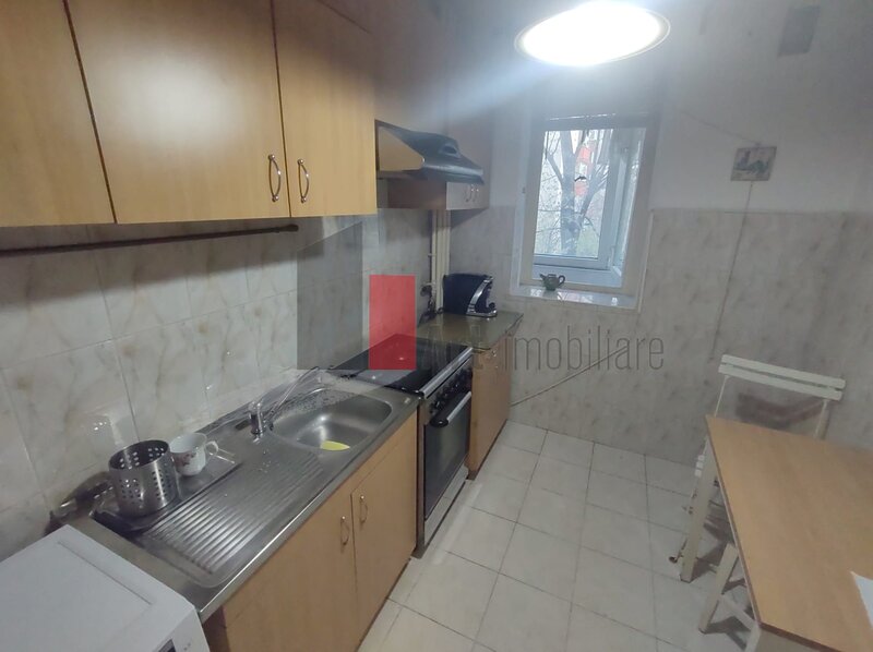 Alexandru Obregia, Piata Straduintei, vanzare apartament 3 camere