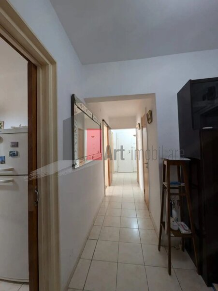 Alexandru Obregia, Piata Straduintei, vanzare apartament 3 camere