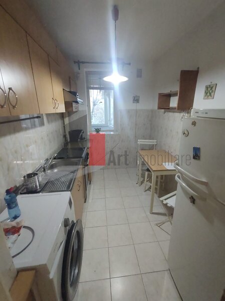 Alexandru Obregia, Piata Straduintei, vanzare apartament 3 camere