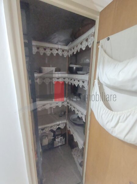 Alexandru Obregia, Piata Straduintei, vanzare apartament 3 camere